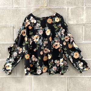 AVA & VIV Floral Ruffle Sleeve Top